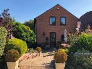 4 bedroom semi detached house for rent in Wixford Road,...