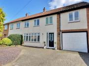 4 bedroom semi detached house for sale