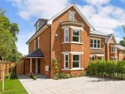 4 bedroom semi detached house for sale
