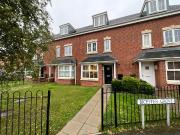 4 bedroom terraced house for sale
