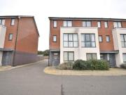 4 bedroom end of terrace house for sale