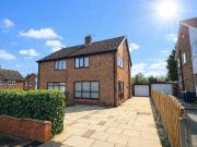 4 bedroom semi detached house for sale