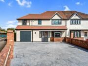 4 bedroom semi detached house for sale