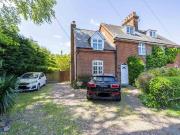 4 bedroom semi detached house for sale