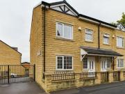 4 Bedroom Semi detached House For Sale In Bradford, West...