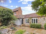 4 Bedroom Semi detached House For Sale In Chichester,...