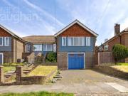 3 bedroom semi detached house for sale in Cuckmere Way,...