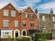 4 Bedroom Semi detached House For Sale In East Molesey,...