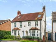 4 Bedroom Semi detached House For Sale In Farnham, Surrey