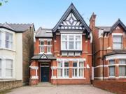 4 Bedroom Semi detached House For Sale In Finchley London