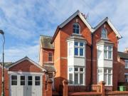 4 Bedroom Semi detached House For Sale In Frankwell,...