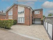 4 bedroom semi detached house for sale in Glovers Field,...