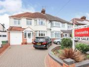 4 Bedroom Semi detached House For Sale In Goldthorn Park