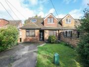 4 bedroom semi detached house for sale in Hook End Road,...