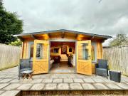 4 bedroom semi detached house for sale in Hunloke...