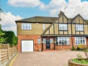 4 Bedroom Semi detached House For Sale In Kings Langley,...