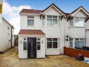 4 bedroom semi detached house for sale in Lake Avenue,...