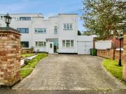 4 bedroom semi detached house for sale in Manor Road...