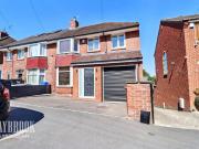 4 bedroom semi detached house for sale in Marlcliffe...
