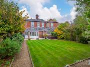 4 bedroom semi detached house for sale in Mile End Road,...