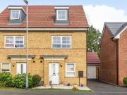 4 Bedroom Semi detached House For Sale In North Hykeham,...