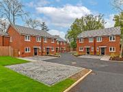 4 bedroom semi detached house for sale in Oakwood Road,...