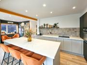 4 bedroom semi detached house for sale in Park Avenue...