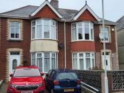 4 Bedroom Semi detached House For Sale In Plymouth, Devon