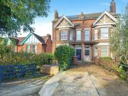 4 Bedroom Semi detached House For Sale In Rochester, Kent