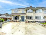4 bedroom semi detached house for sale in Seddons Walk,...