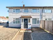 4 bedroom semi detached house for sale in Slough,...