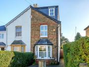 4 Bedroom Semi detached House For Sale In Sunbury on thames