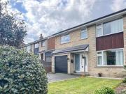 4 Bedroom Semi detached House For Sale In Thurstonland,...