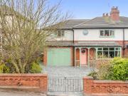 4 bedroom semi detached house for sale in Tinshill Lane,...