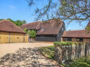 4 Bedroom Semi detached House For Sale In Tonbridge, Kent