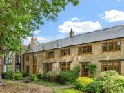 4 Bedroom Semi detached House For Sale In Uxbridge