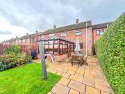 4 bedroom semi detached house for sale in Viney Close,...