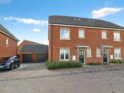 4 bedroom semi detached house for sale in Wheatfield...