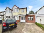 4 bedroom Semi Detached House for sale, Lingfield...