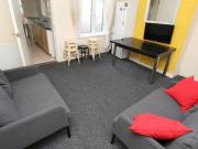 4 bedroom Semi detached house To Let