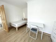 4 bedroom semi detached house to rent