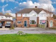 4 bedroom semi detached house to rent