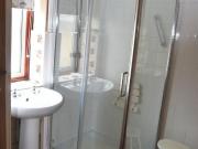 4 bedroom semi detached house to rent