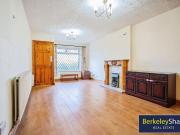 4 bedroom semi detached house to rent
