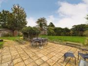 4 bedroom semi detached house to rent