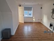 4 bedroom semi detached house to rent