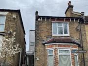 4 bedroom semi detached house to rent