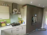 4 bedroom semi detached house to rent