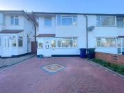 4 bedroom semi detached house to rent