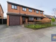 4 bedroom semi detached house to rent